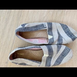 Toms shoes -blue denim color and grey